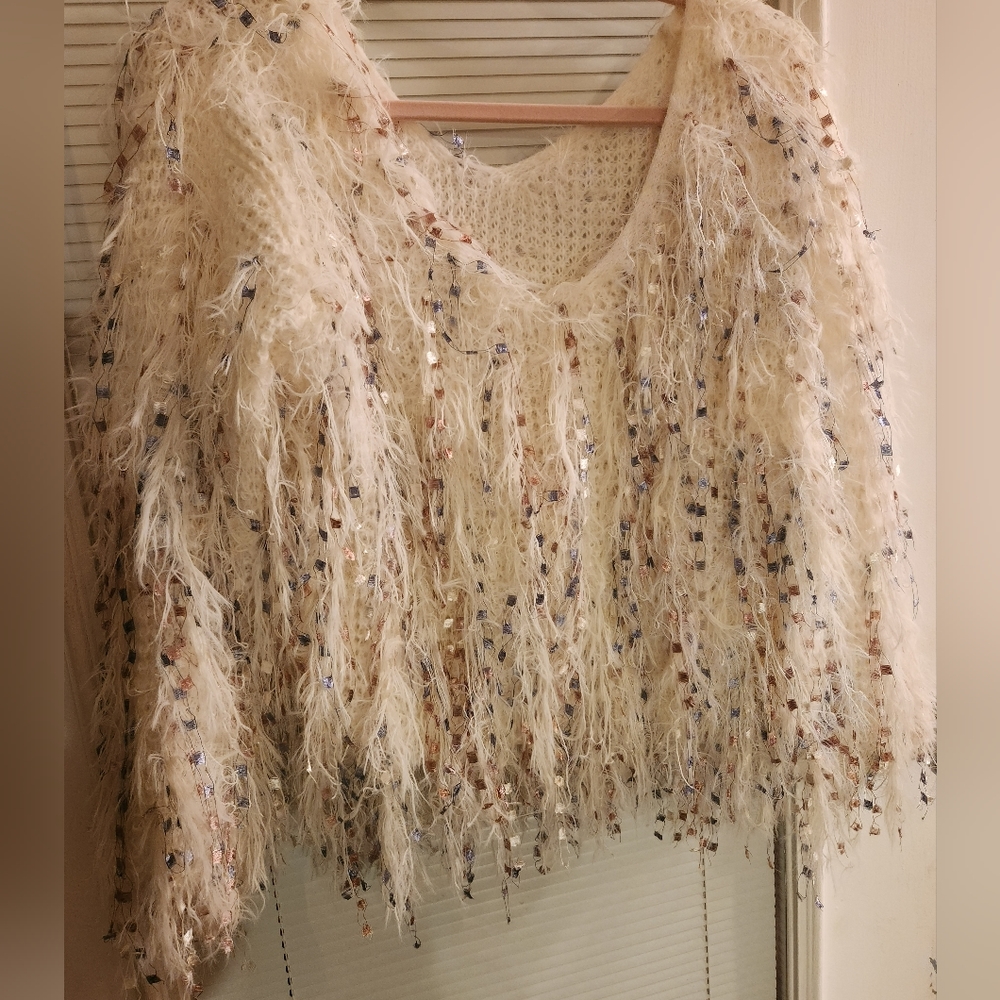13 Pullover Sweaters for Women Long Sleeve V-Neck Fluffy Knit Sweater p2p 23"